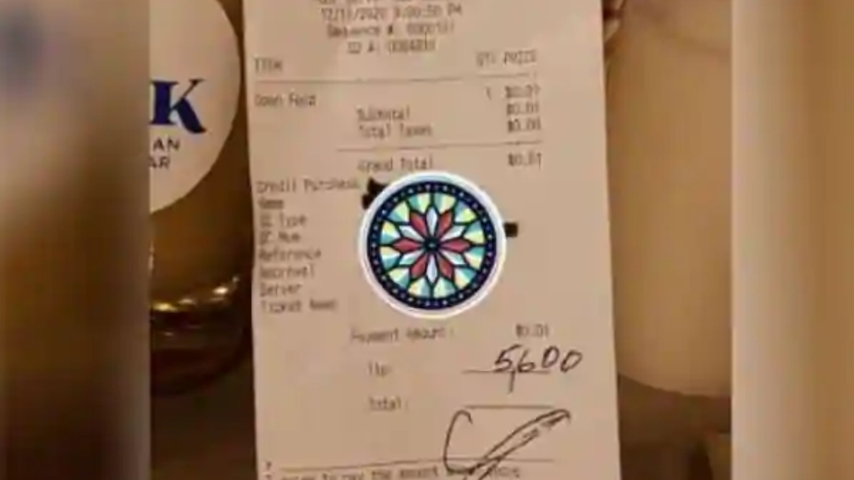 Bill was for more than 1 dollar, customer gave tip of 4 lakh rupees