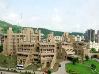 D Y Patil Hospital
